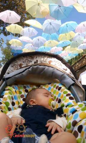 محمدحسین و آسمان پر از چتر