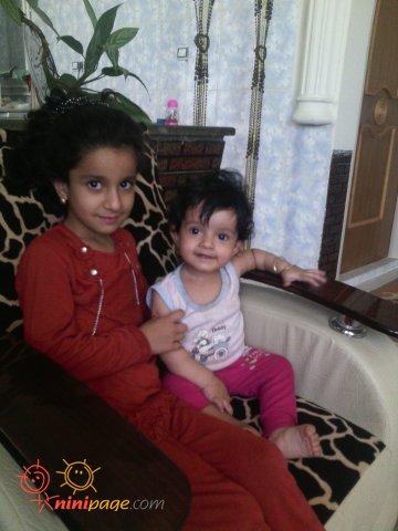 یسنا و نسترن(دختر عمه)